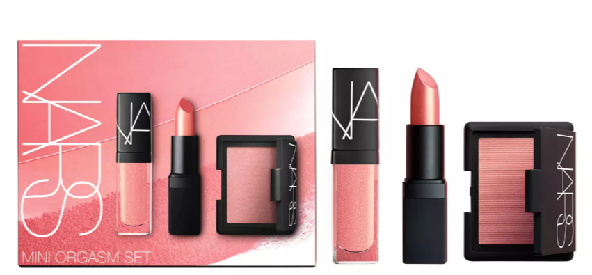 Nars Mini Orgasm Set   สุดคุ้ม Orgasm Set จาก Nars เซ็ตที่รวมบลัชออน ลิปสติก และลิปกลอส สี Orgasm ในไซส์มินิ เอาใจสาวๆที่ชื่นชอบสี Orgasm น่าใช้มากๆค่ะ ในเซ็ตประกอบด้วย  - Mini Orgasm Blush 3.5 g. - Mini Orgasm Lipstick 1.7 g. - Mini Orgasm Lip Gloss 4 ml.