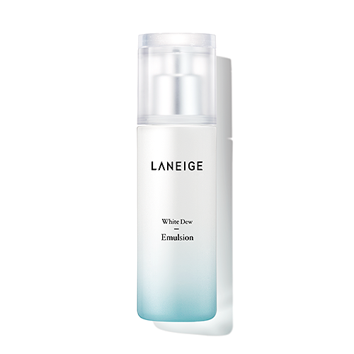 Laneige White Dew Emulsion 15ml มอยส์เจอร์ไวท์เทนนิ่งอิมัลชั่น มอบสัมผัสชุ่มชื้นล้ำลึกให้ผิวโดยทันที ให้ผิวคงความกระจ่างใส เผยประกายอิ่มน้ำ  เทคโนโลยีเพื่อผิวขาวกระจ่างใสสูตรใหม่ ช่วยมอบผลลัพธ์ผิวกระจ่างใส และตรงเข้าลดเลือนจุดด่างดำและสีผิวที่ไม่สม่ำเสมอ