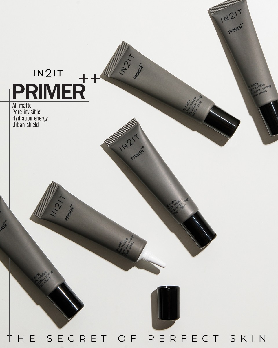 Primer++ 15g ไพรเมอร์เนื้อบางเบา เบาสบายผิวให้ผิวเรียบเนียนเหมือนใส่ฟิลเตอร์ ผิวผ่อง ไม่มีหมอง เบลอรูขุมขน และริ้วรอยให้ดูตื้นขึ้น