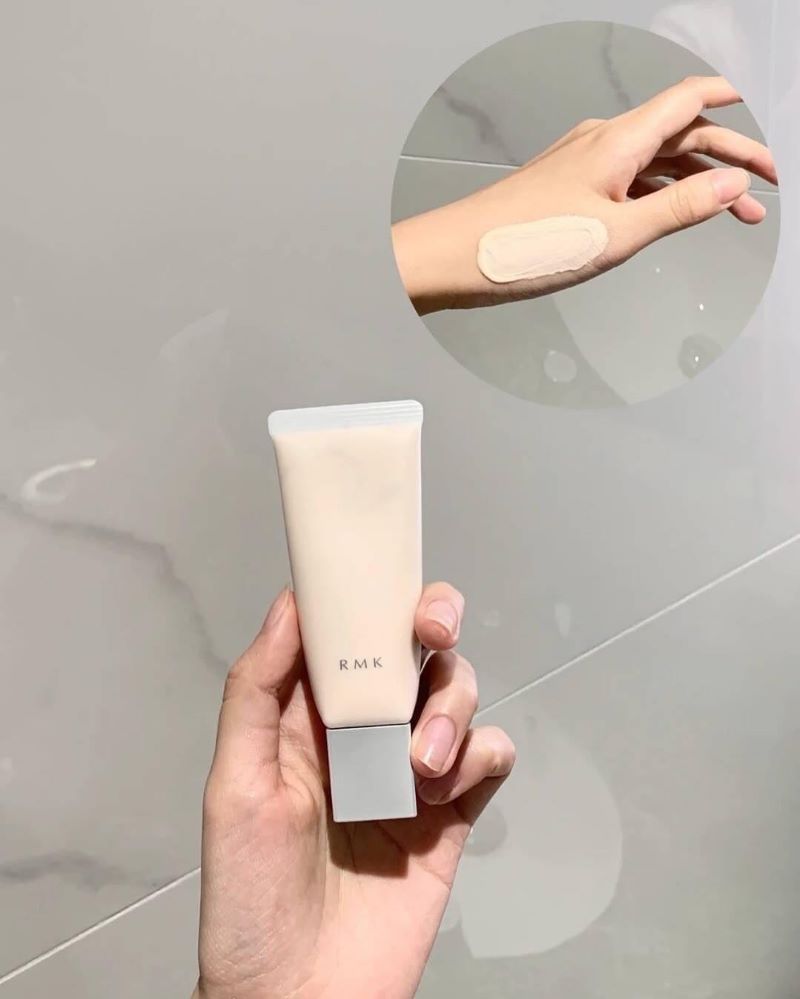 RMK smooth fit poreless base 10g #03  , RMK Smooth fit poreless base, RMK,smooth,fit,poreless,base,10g,#03,RMK,เบสเรียบเนียน,ไร้รูขุมขse 10g #03 , RMK ,  เบสเรียบเนียน , ไร้รูขุมขน , เมคอัพเบส ,RMK smooth fit poreless base ราคา , RMK smooth fit poreless base รีวิว